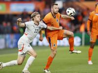 开云体育app-荷兰队夺冠，教练感动泣不成声