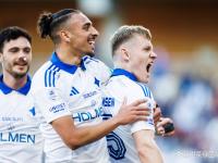 开云体育登录-瑞典队员紧咬对手，最终晋级比赛