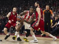 开云APP-灰熊队主场大胜快船，系列赛扳平