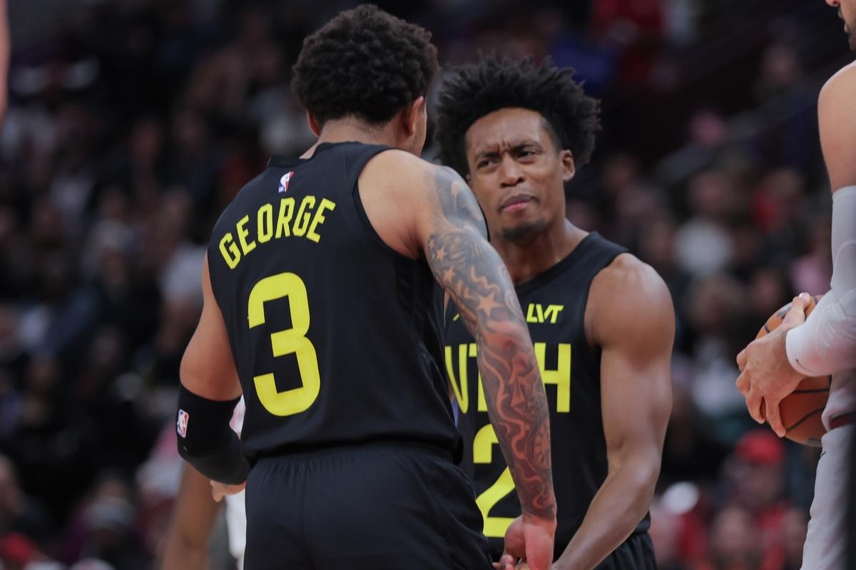 包含爵士不敌快船，战绩连续走低令人担忧的词条