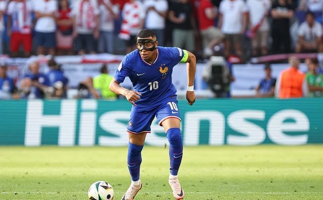 世界杯预选赛法国队与葡萄牙队握手言和 世界杯预选赛法国队与葡萄牙队握手言和