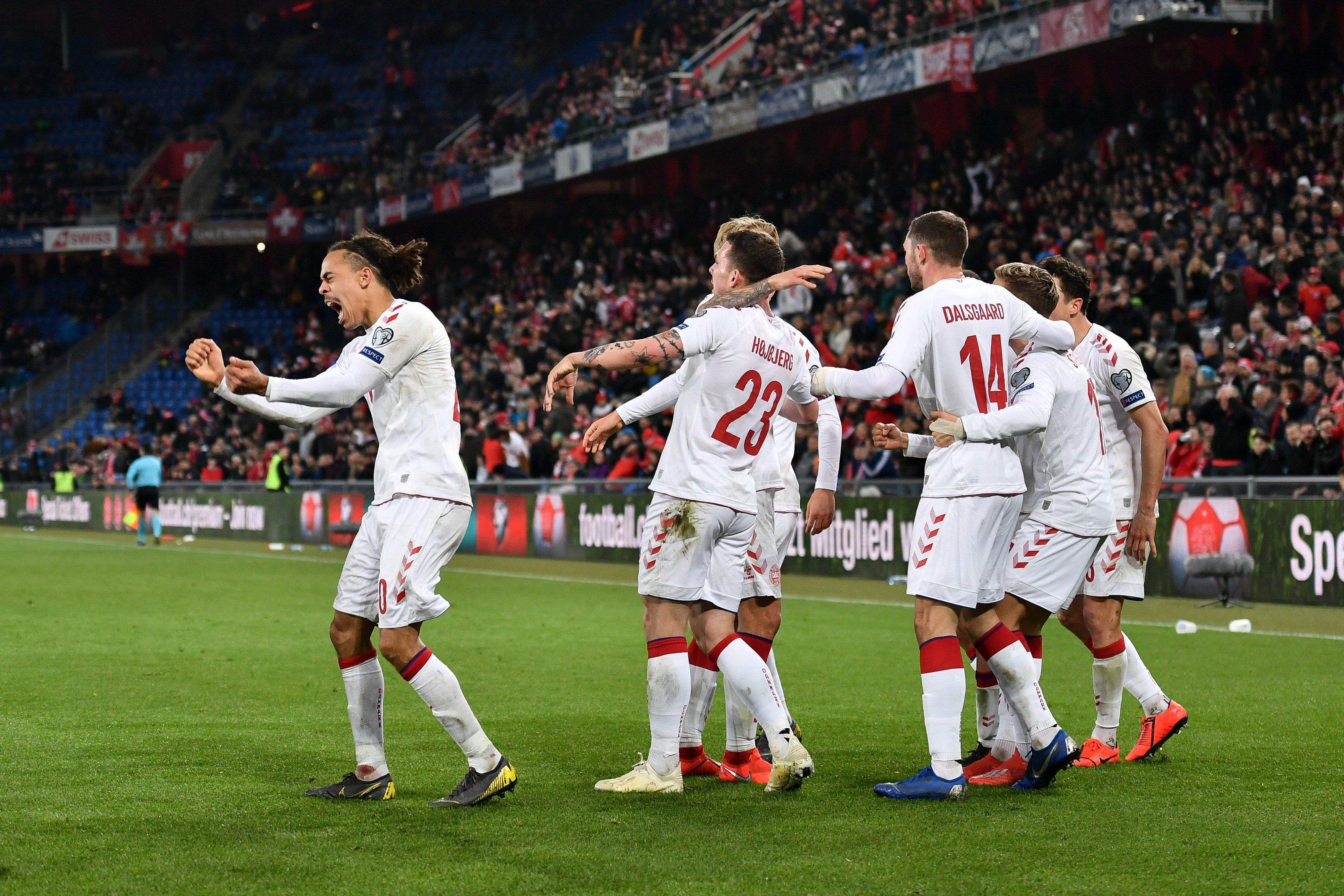 包含瑞士大胜芬兰,夺得欧洲杯小组第一名的词条 包含瑞士大胜芬兰,夺得欧洲杯小组第一名的词条