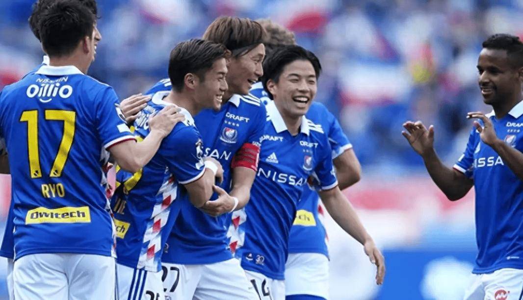 瓦朗谢纳加强进攻，击败对手保持联赛地位