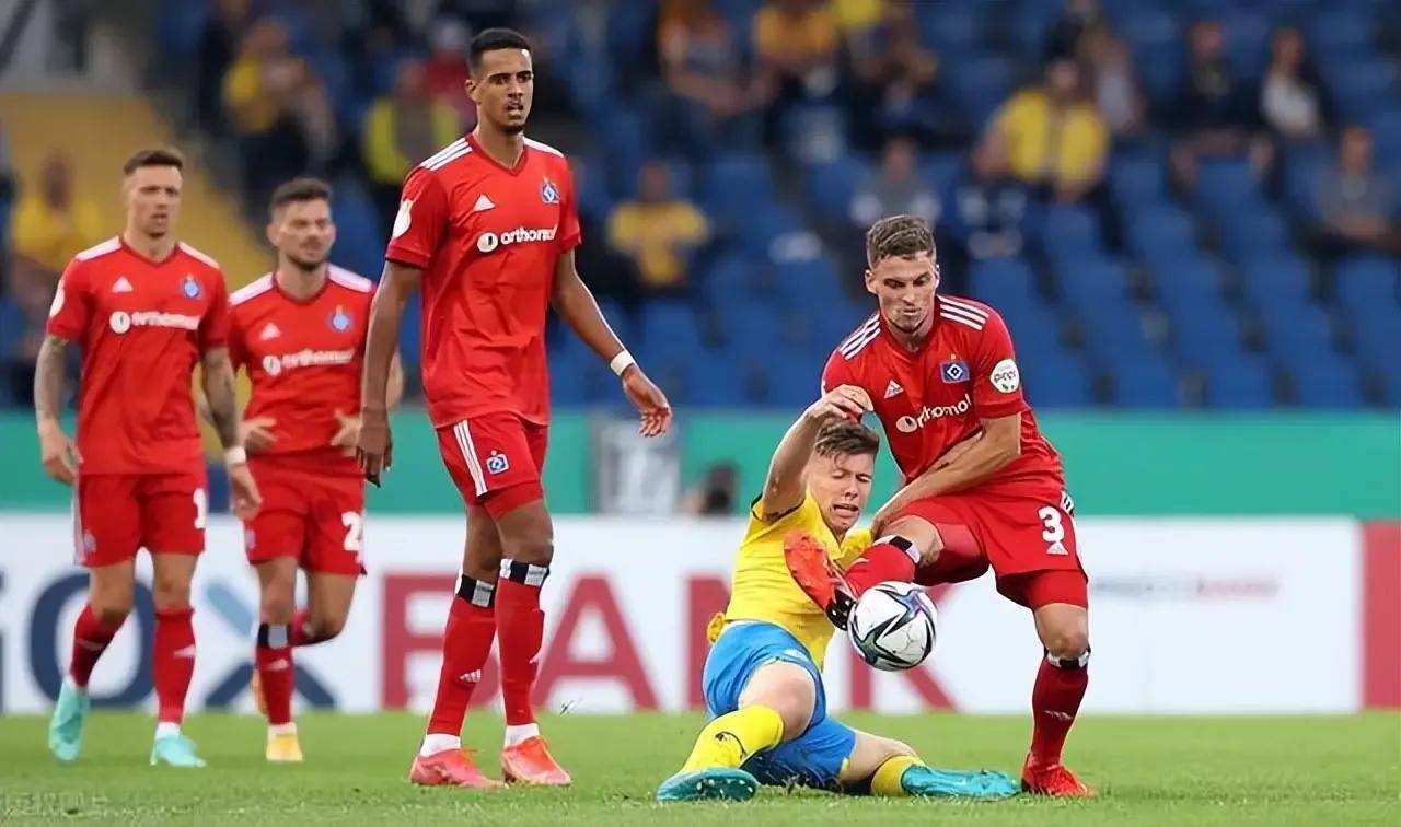 高位逼抢对决：巴塞对奥萨苏纳