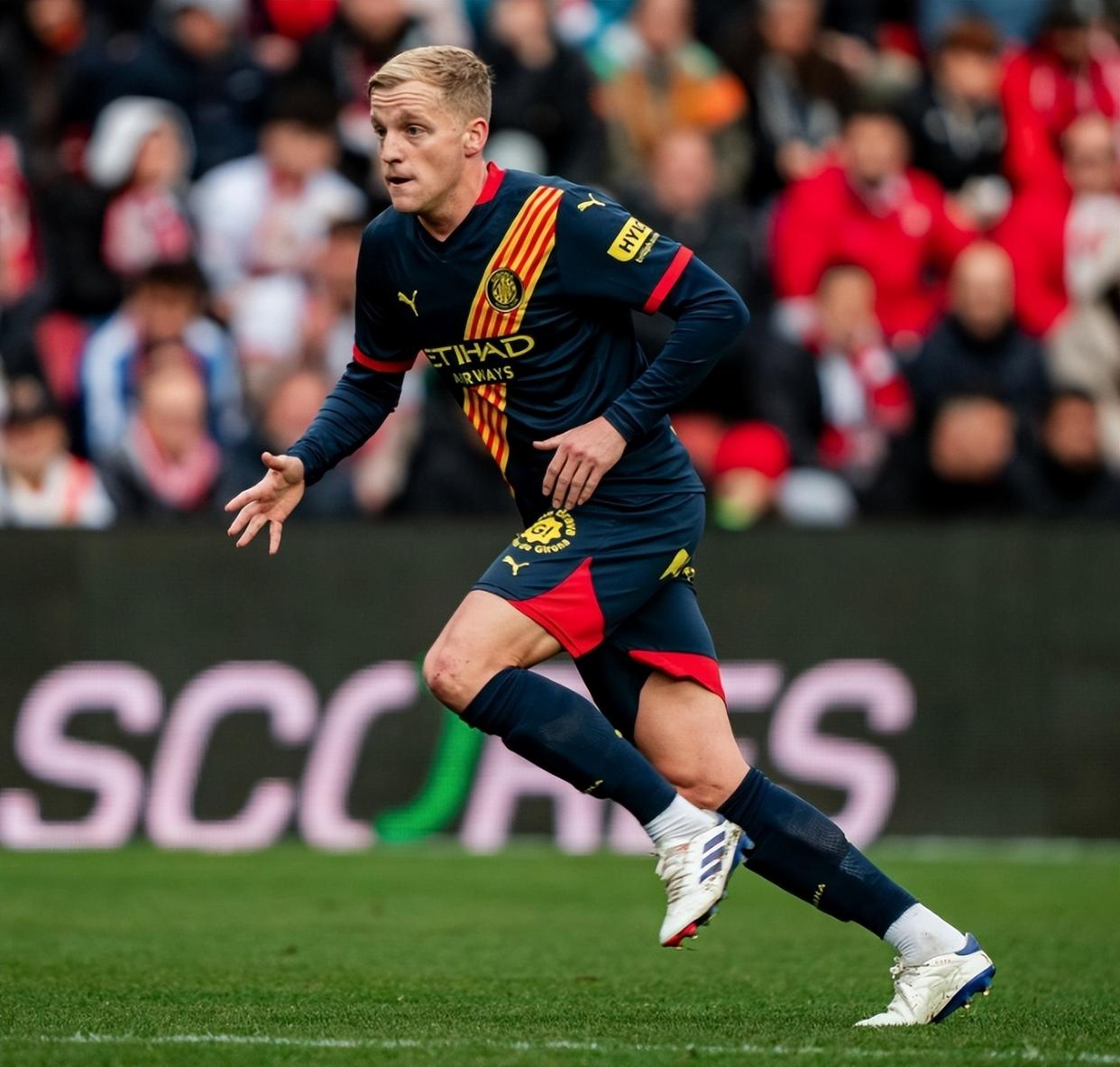 欧洲劲旅突围,争夺亚冠决赛资格! 欧洲劲旅突围,争夺亚冠决赛资格!