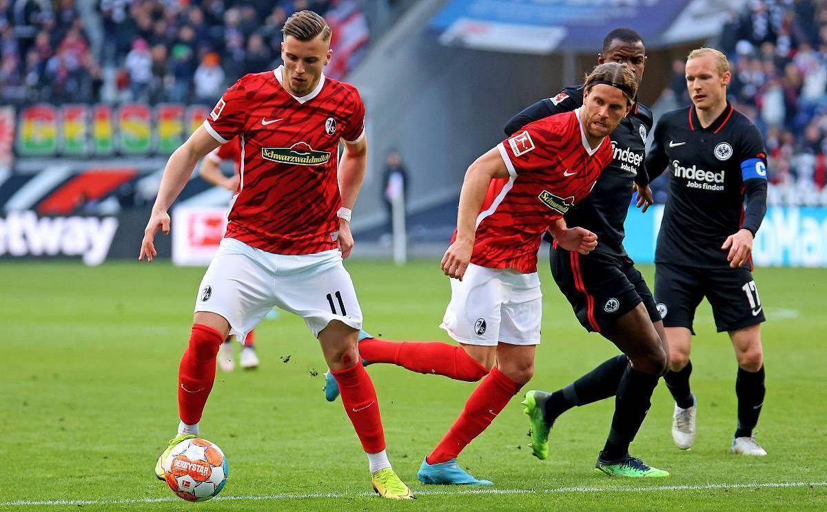 包含摩纳哥大胜斯特拉斯堡，取得反弹的词条