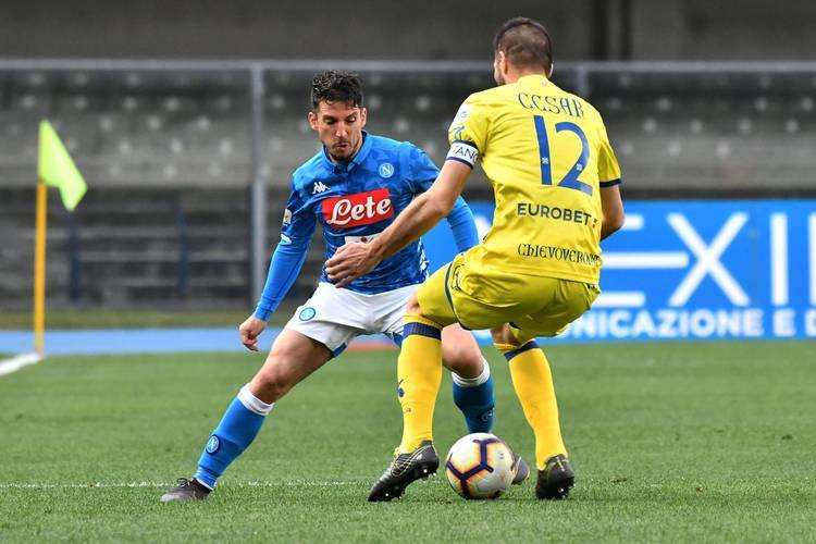 包含那不勒斯大胜！保级形势稍有缓解的词条