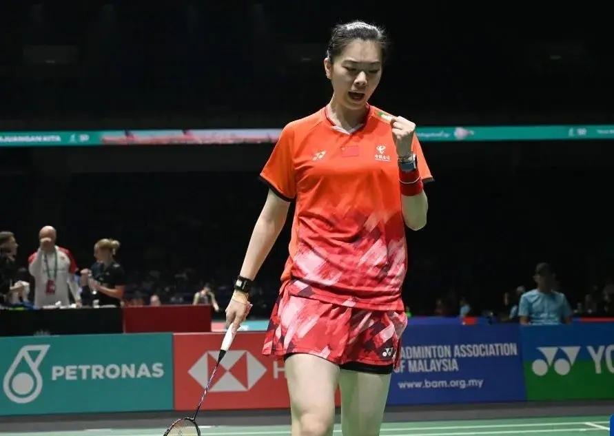 瑞士球队发挥失常,屡次落败在国际赛场 瑞士球队发挥失常,屡次落败在国际赛场