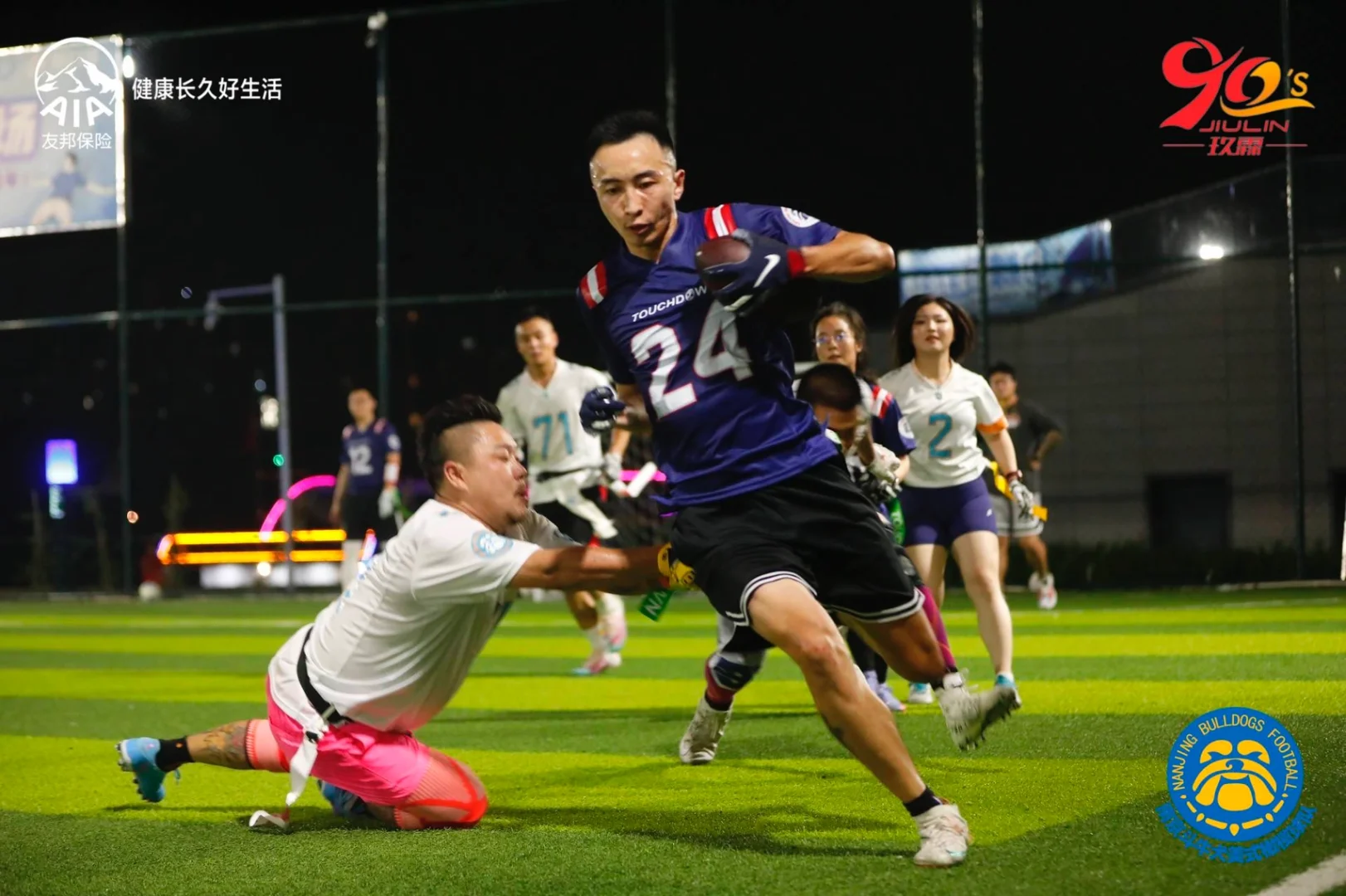 摩洛哥排球队奋起直追，夺得公开赛冠军