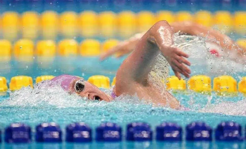 游泳比赛澳大利亚男选手斩获金牌 游泳比赛澳大利亚男选手斩获金牌