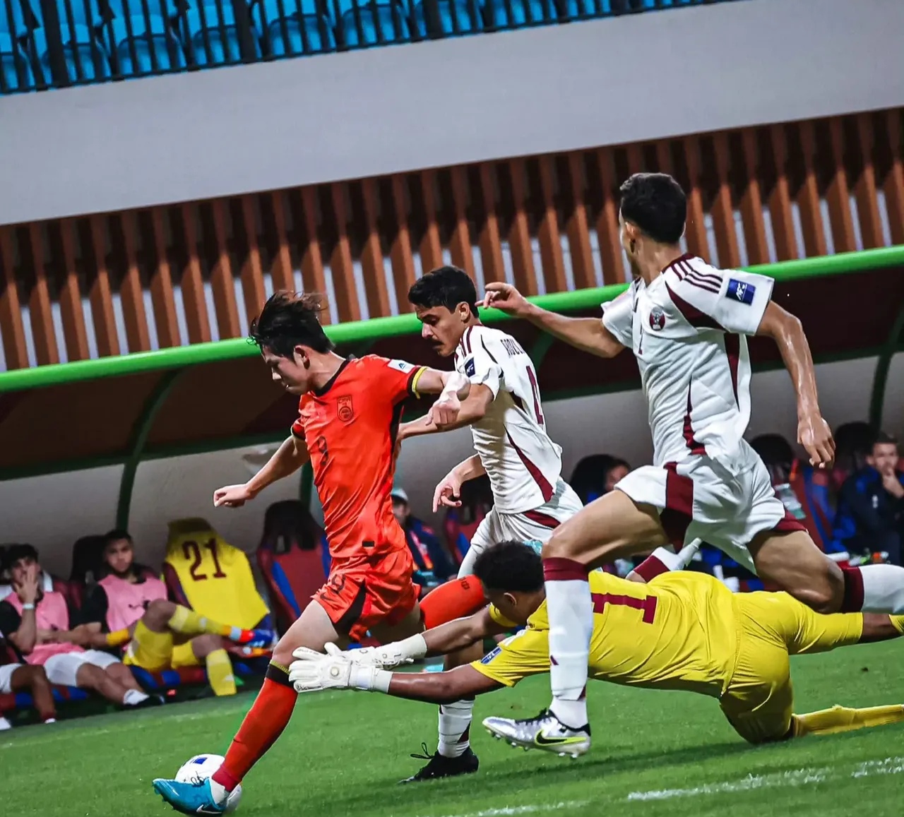 亚洲球队实现壮举,跻身足球强国之列 亚洲球队实现壮举,跻身足球强国之列