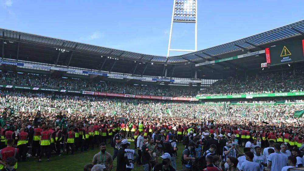 关于罗斯托克击败对手,实现客场奇迹的信息 关于罗斯托克击败对手,实现客场奇迹的信息