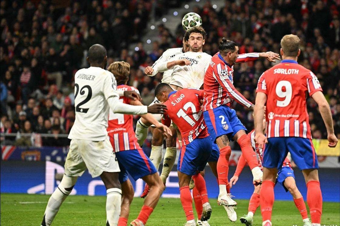 欧冠决赛揭幕，皇马PK拜仁，谁能捧得大耳杯？的简单介绍