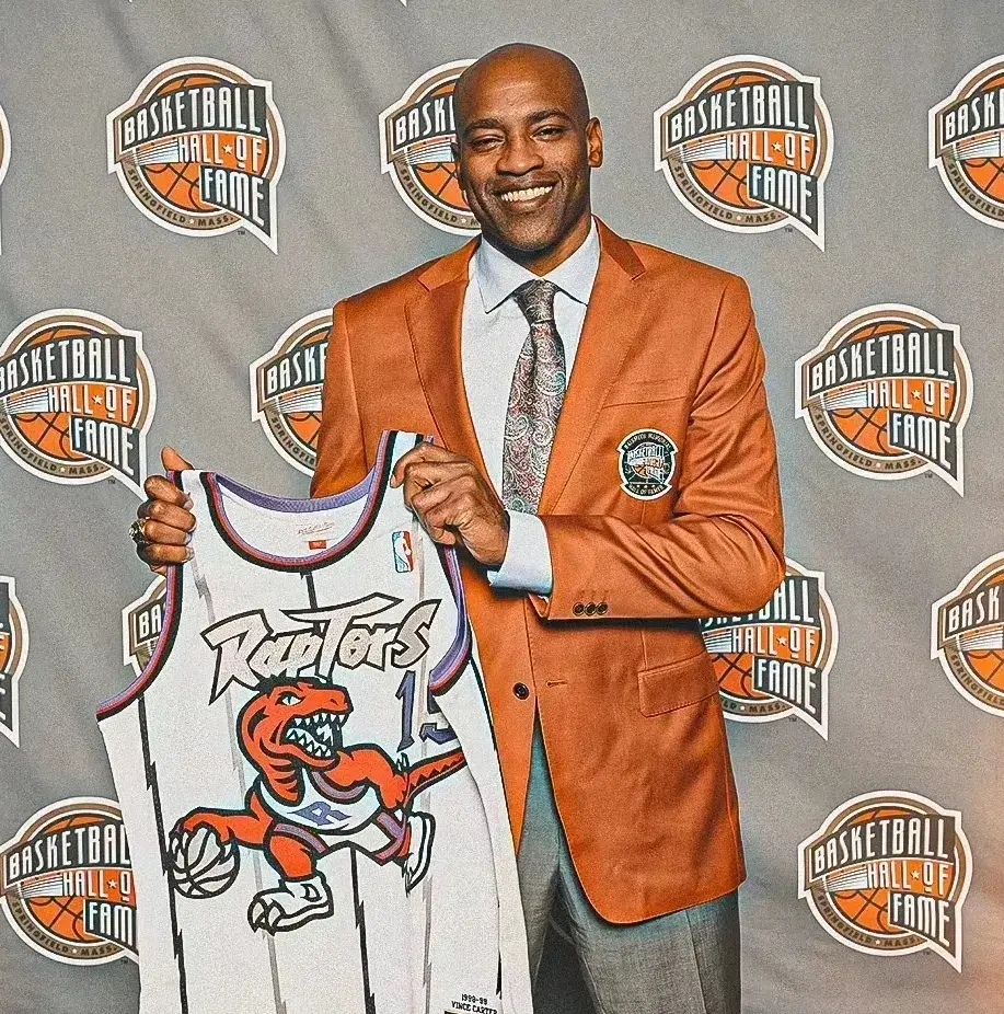 猛龙大胜灰熊，保持不败主场