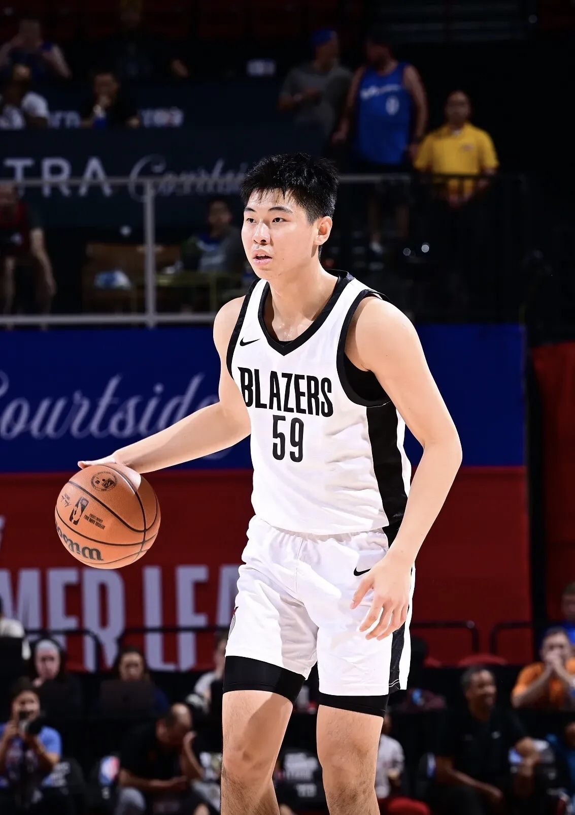 开拓者大胜黄蜂，保持胜率