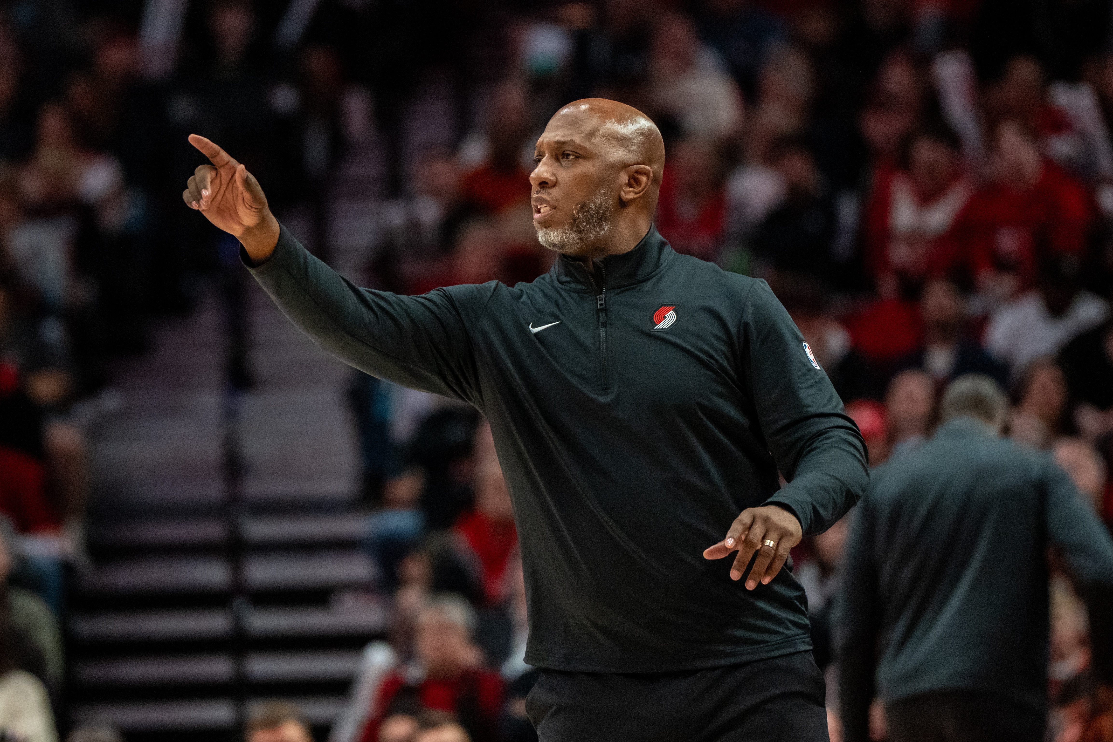 开拓者主场击败奇才，保罗命中关键三分的简单介绍