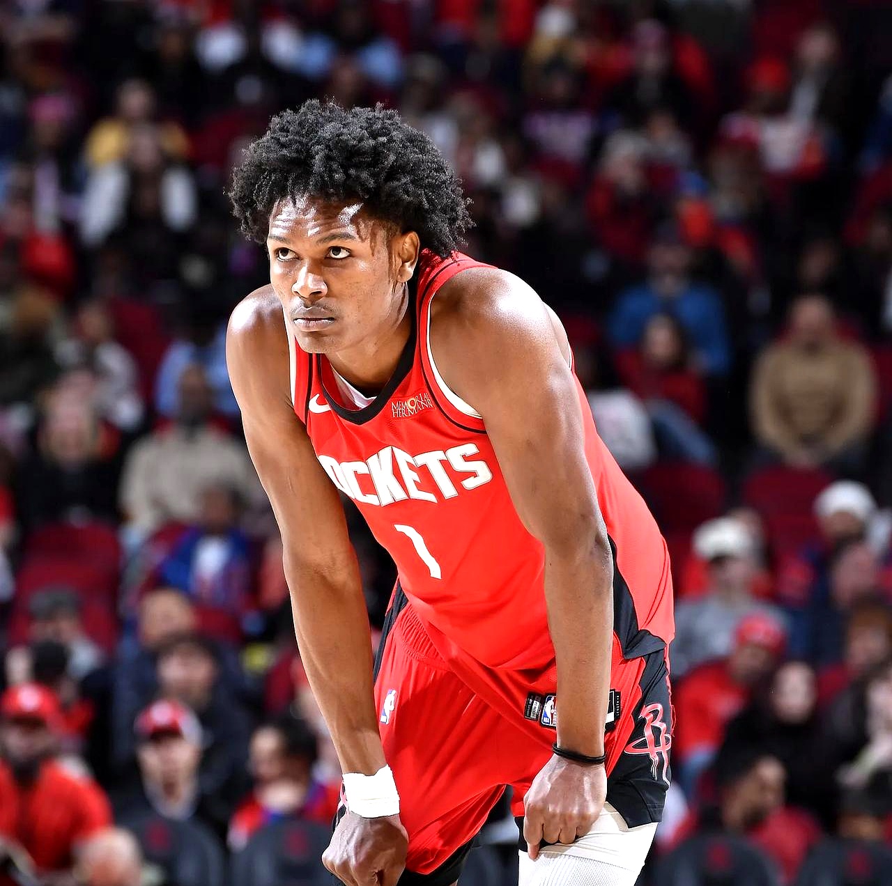 火箭险胜热火,保持不败 火箭险胜热火,保持不败