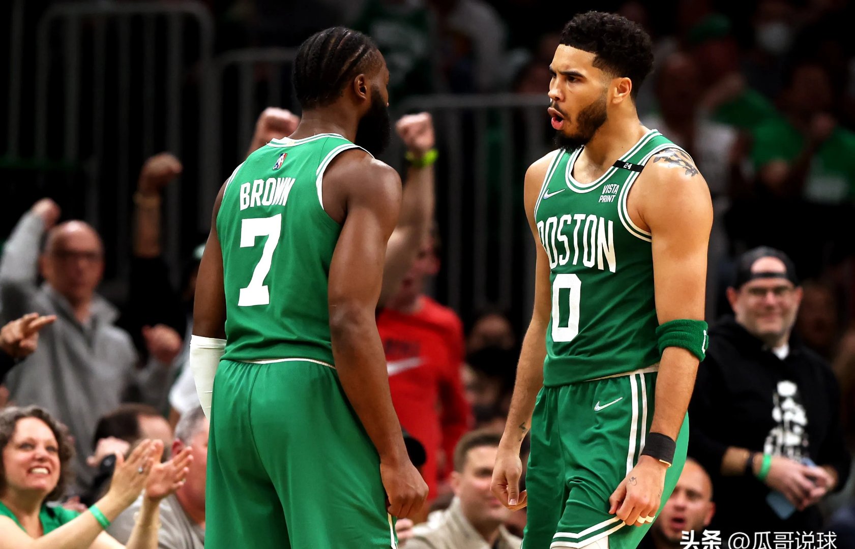 凯尔特人负开拓者,客场不敌对手 凯尔特人负开拓者,客场不敌对手