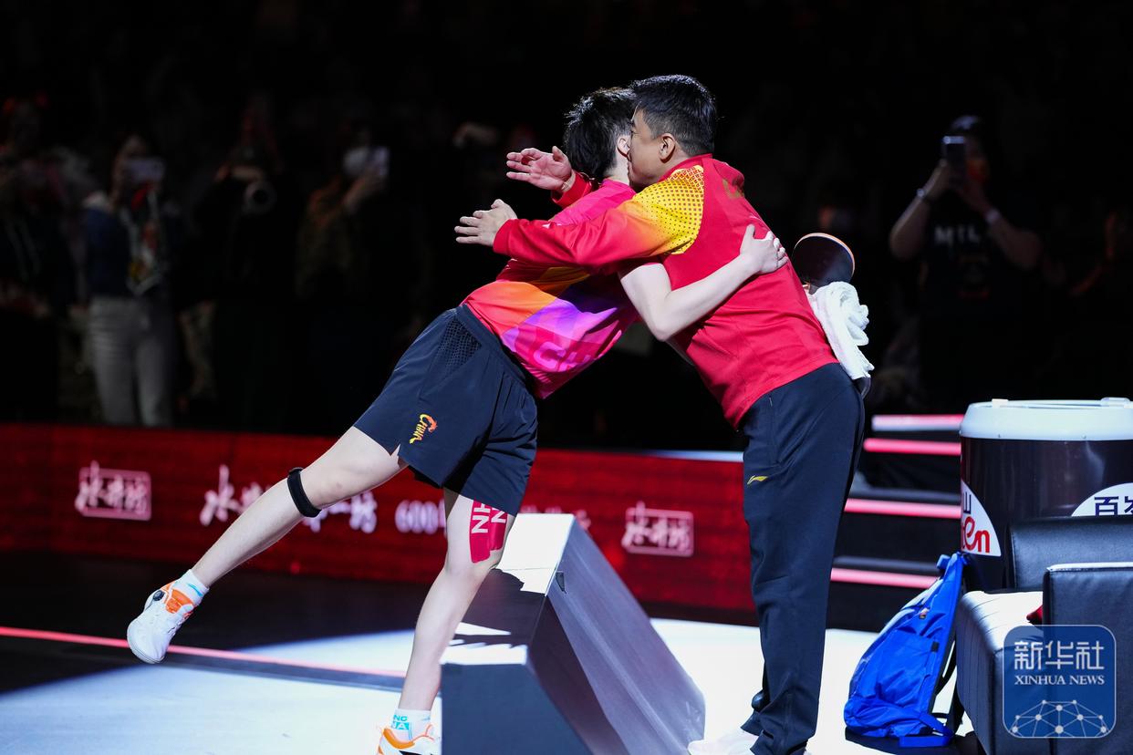 奥地利队完胜日本队，王皓带队取胜